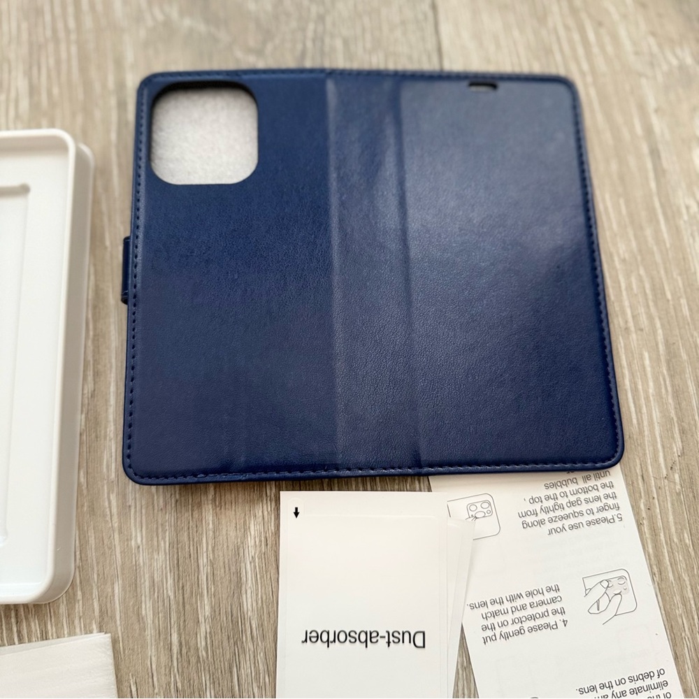 Blue Leather Phone Case iphone 14 pro
